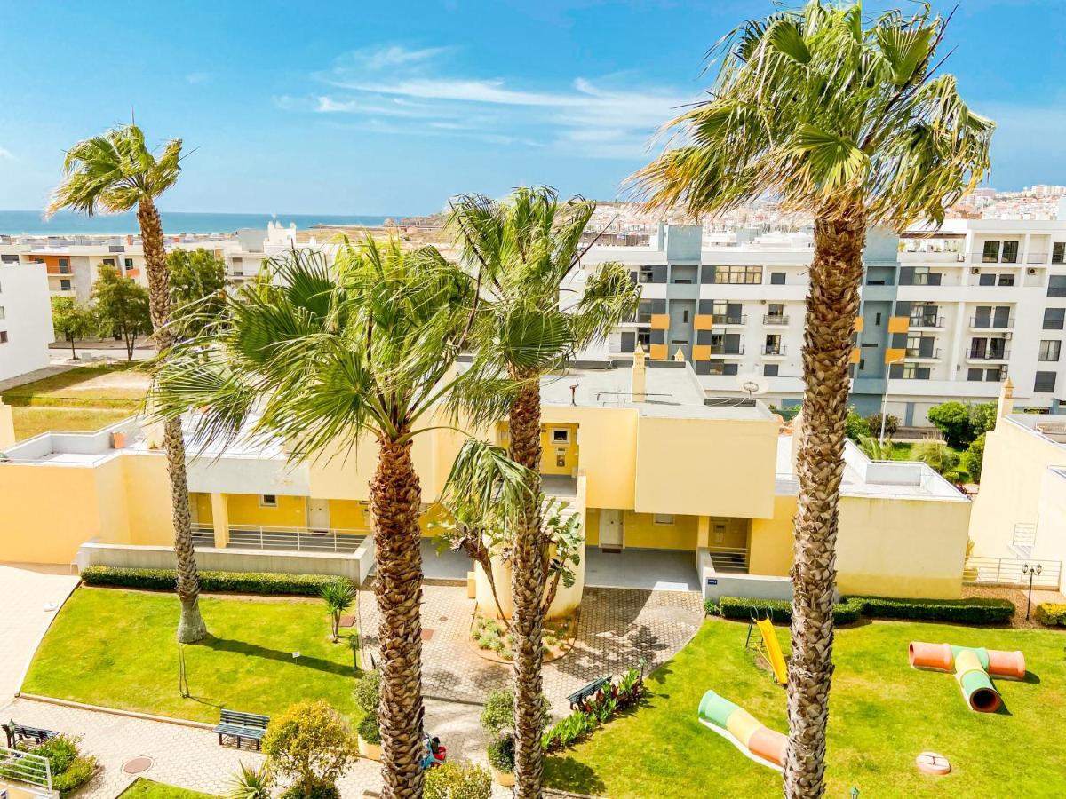 Sea View Apartment By Beach & Marina #1869 Lagos Bagian luar foto