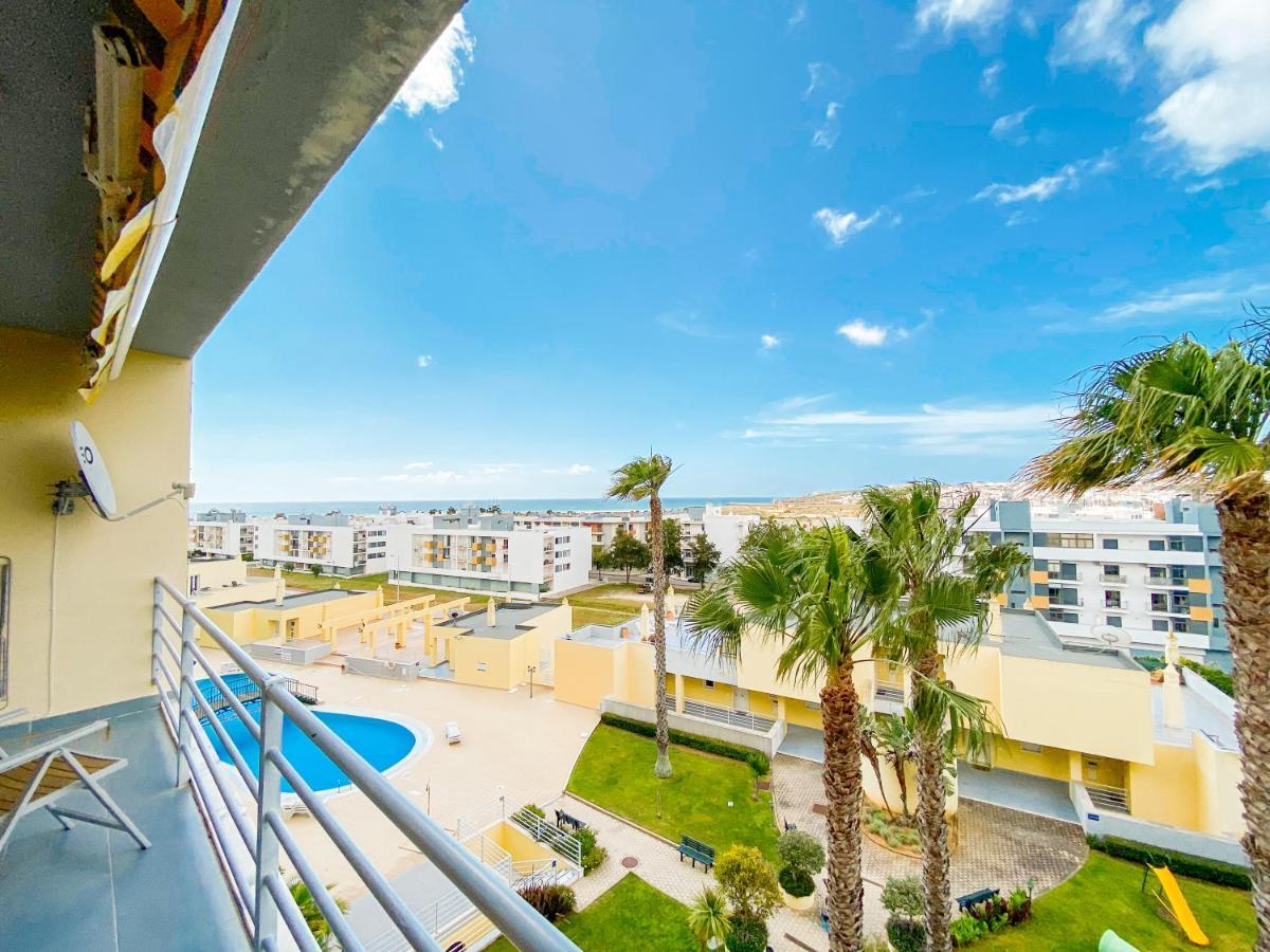 Sea View Apartment By Beach & Marina #1869 Lagos Bagian luar foto