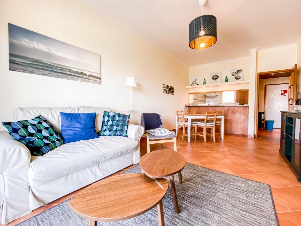 Sea View Apartment By Beach & Marina #1869 Lagos Bagian luar foto